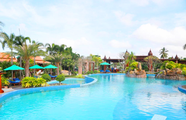 Try Palace Resort & Spa