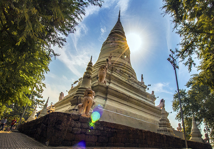 Wat Phnom Thon Mond