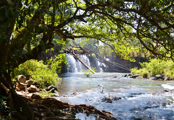 Romanear Waterfall