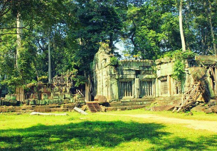 Rampart of Koh Ker Temple